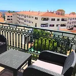 Oura T1 Coral , Close To The Strip, Swimming Pool, Wi Fi, A/c Apartment *