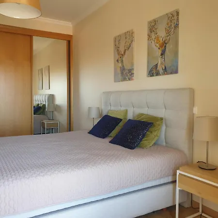Oura T1 Coral , Close To The Strip, Swimming Pool, Wi Fi, A/c *