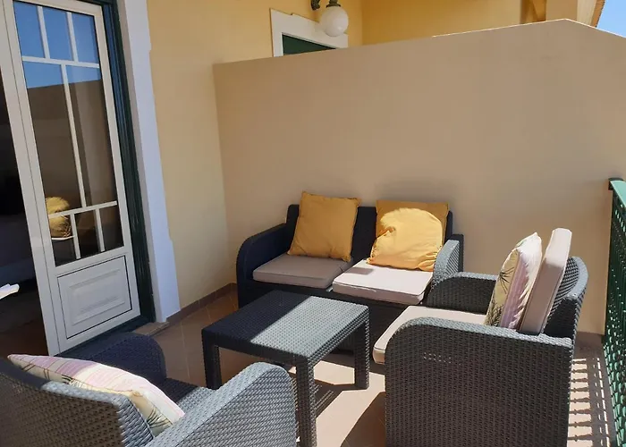 Apartman Oura T1 Coral , Close To The Strip, Swimming Pool, Wi Fi, A/c *